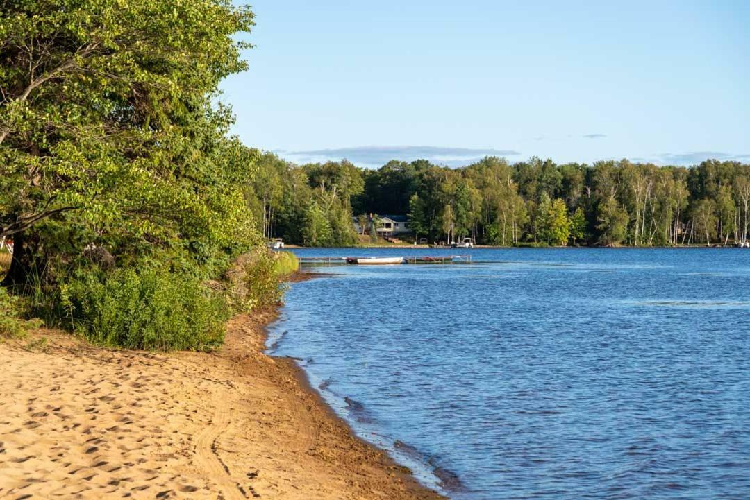 Historic Birch Lodge And Motel Trout Lake Exterior photo